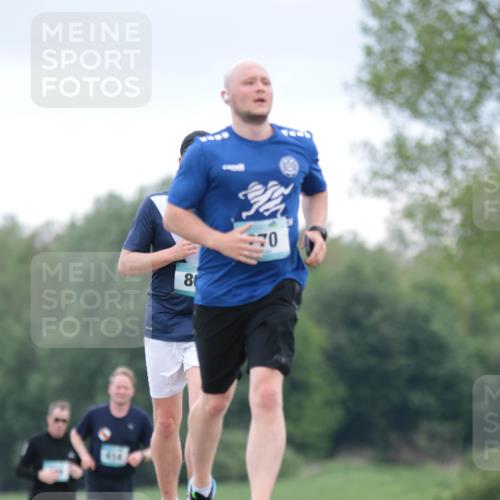 05.05.2024 - 7. Wedeler Halbmarathon H.Heesch http://msf.ph/oto/6225374 05.05.2024 11:25:31 Laufen 80, 70 meine-sportfotos.de