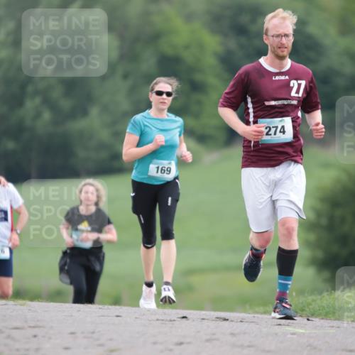 05.05.2024 - 7. Wedeler Halbmarathon H.Heesch http://msf.ph/oto/6225384 05.05.2024 11:17:17 Laufen 626, 1, 3, 169, 27, 274 meine-sportfotos.de