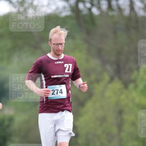 05.05.2024 - 7. Wedeler Halbmarathon H.Heesch http://msf.ph/oto/6225410 05.05.2024 11:17:20 Laufen 27, 274 meine-sportfotos.de