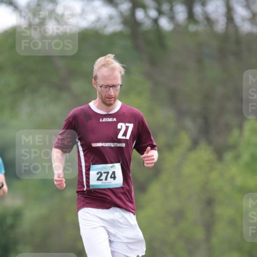 05.05.2024 - 7. Wedeler Halbmarathon H.Heesch http://msf.ph/oto/6225412 05.05.2024 11:17:20 Laufen 27, 274 meine-sportfotos.de