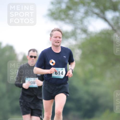 05.05.2024 - 7. Wedeler Halbmarathon H.Heesch http://msf.ph/oto/6225413 05.05.2024 11:25:38 Laufen 208, 614 meine-sportfotos.de