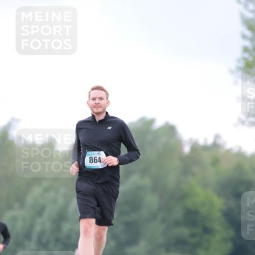 05.05.2024 - 7. Wedeler Halbmarathon H.Heesch http://msf.ph/oto/6225476 05.05.2024 11:26:08 Laufen 864 meine-sportfotos.de