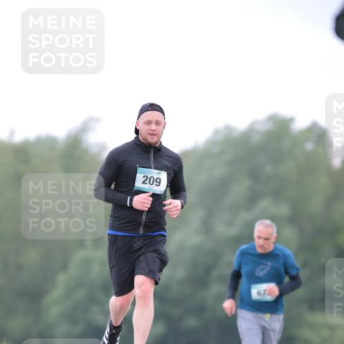 05.05.2024 - 7. Wedeler Halbmarathon H.Heesch http://msf.ph/oto/6225484 05.05.2024 11:26:13 Laufen 209, 672 meine-sportfotos.de