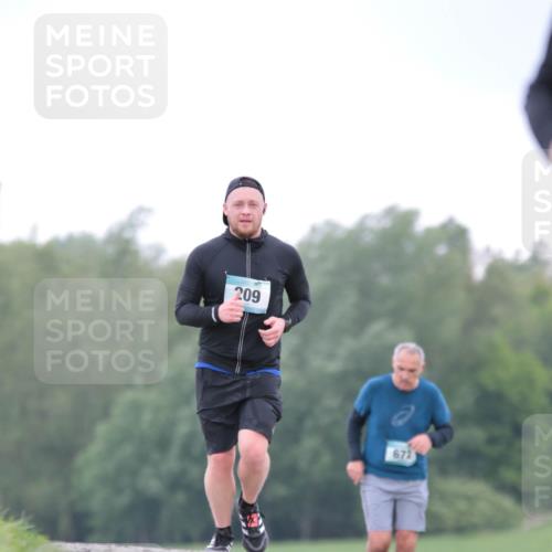 05.05.2024 - 7. Wedeler Halbmarathon H.Heesch http://msf.ph/oto/6225486 05.05.2024 11:26:13 Laufen 209, 672 meine-sportfotos.de