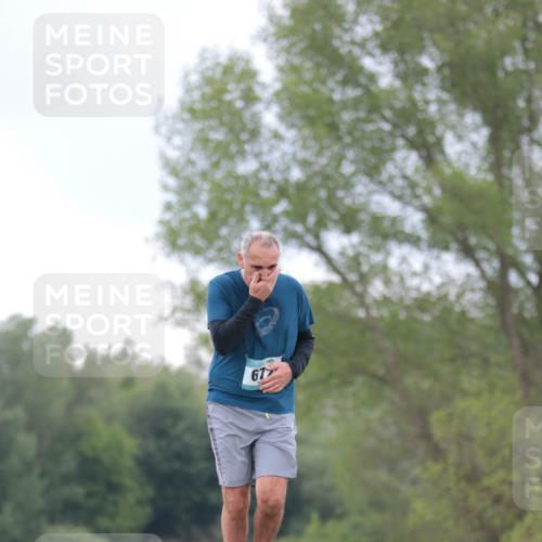 05.05.2024 - 7. Wedeler Halbmarathon H.Heesch http://msf.ph/oto/6225498 05.05.2024 11:26:20 Laufen 677 meine-sportfotos.de