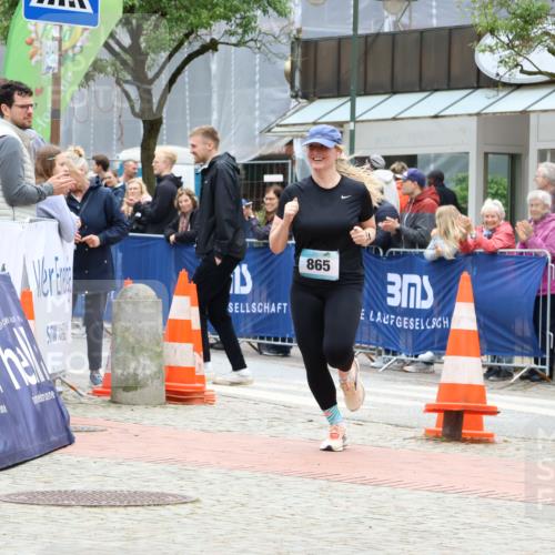 05.05.2024 - 7. Wedeler Halbmarathon Strokosch-Dieckow http://msf.ph/oto/6225507 05.05.2024 11:26:43 Ziel 865 meine-sportfotos.de