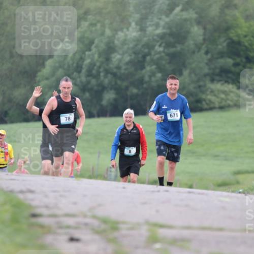 05.05.2024 - 7. Wedeler Halbmarathon H.Heesch http://msf.ph/oto/6225509 05.05.2024 11:26:28 Laufen 11, 78, 8, 671 meine-sportfotos.de