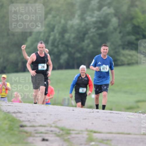 05.05.2024 - 7. Wedeler Halbmarathon H.Heesch http://msf.ph/oto/6225512 05.05.2024 11:26:29 Laufen 78, 671 meine-sportfotos.de