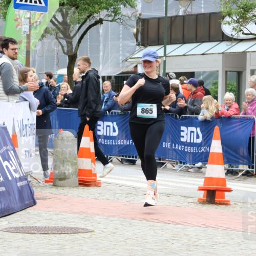 05.05.2024 - 7. Wedeler Halbmarathon Strokosch-Dieckow http://msf.ph/oto/6225515 05.05.2024 11:26:44 Ziel 865 meine-sportfotos.de