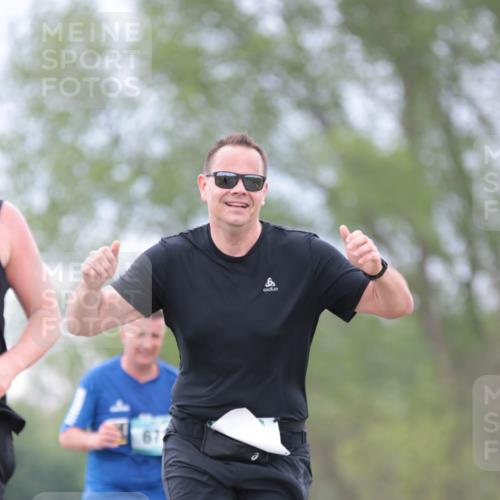 05.05.2024 - 7. Wedeler Halbmarathon H.Heesch http://msf.ph/oto/6225527 05.05.2024 11:26:38 Laufen 135, 67 meine-sportfotos.de