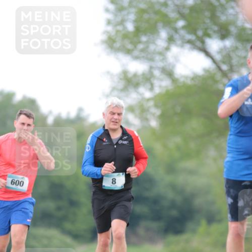 05.05.2024 - 7. Wedeler Halbmarathon H.Heesch http://msf.ph/oto/6225536 05.05.2024 11:26:41 Laufen 600, 8 meine-sportfotos.de