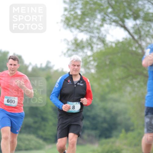 05.05.2024 - 7. Wedeler Halbmarathon H.Heesch http://msf.ph/oto/6225537 05.05.2024 11:26:41 Laufen 600, 8 meine-sportfotos.de
