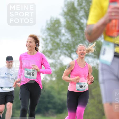 05.05.2024 - 7. Wedeler Halbmarathon H.Heesch http://msf.ph/oto/6225558 05.05.2024 11:26:49 Laufen 666, 562 meine-sportfotos.de