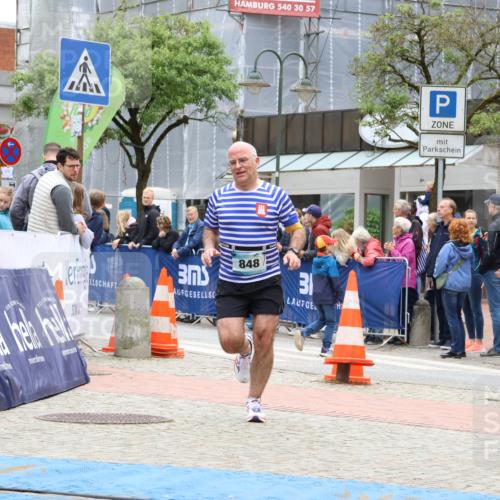 05.05.2024 - 7. Wedeler Halbmarathon Strokosch-Dieckow http://msf.ph/oto/6225604 05.05.2024 11:26:51 Ziel 848 meine-sportfotos.de