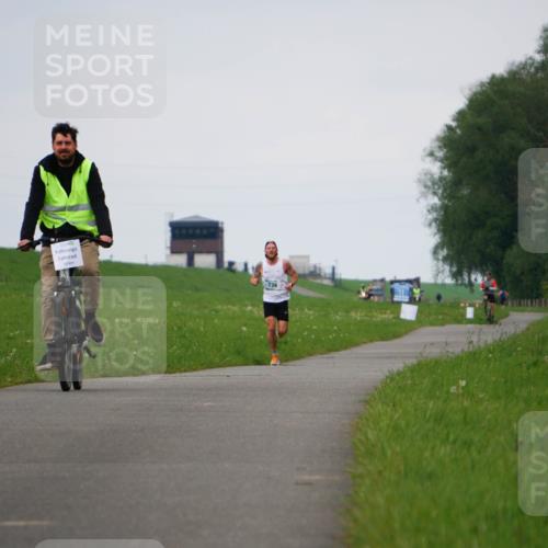 05.05.2024 - 7. Wedeler Halbmarathon Fuchs,  Jonas http://msf.ph/oto/6232300 05.05.2024 11:09:02 Laufen 10, 739 meine-sportfotos.de