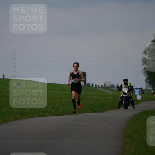 05.05.2024 - 7. Wedeler Halbmarathon Fuchs,  Jonas http://msf.ph/oto/6232384 05.05.2024 11:10:36 Laufen 685 meine-sportfotos.de