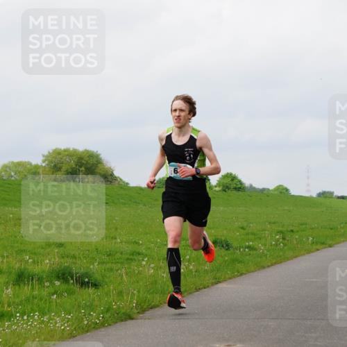 05.05.2024 - 7. Wedeler Halbmarathon Fuchs,  Jonas http://msf.ph/oto/6232422 05.05.2024 11:10:48 Laufen  meine-sportfotos.de