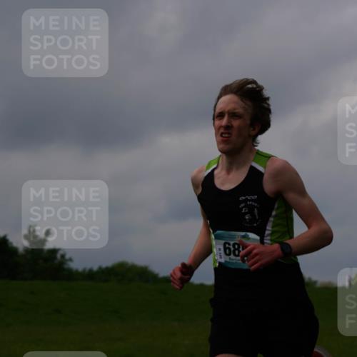 05.05.2024 - 7. Wedeler Halbmarathon Fuchs,  Jonas http://msf.ph/oto/6232434 05.05.2024 11:10:49 Laufen 68, 149 meine-sportfotos.de