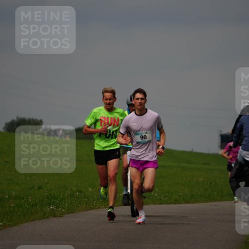 05.05.2024 - 7. Wedeler Halbmarathon Fuchs,  Jonas http://msf.ph/oto/6232476 05.05.2024 11:11:49 Laufen  meine-sportfotos.de