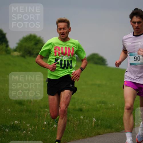 05.05.2024 - 7. Wedeler Halbmarathon Fuchs,  Jonas http://msf.ph/oto/6232493 05.05.2024 11:11:53 Laufen 96, 90 meine-sportfotos.de