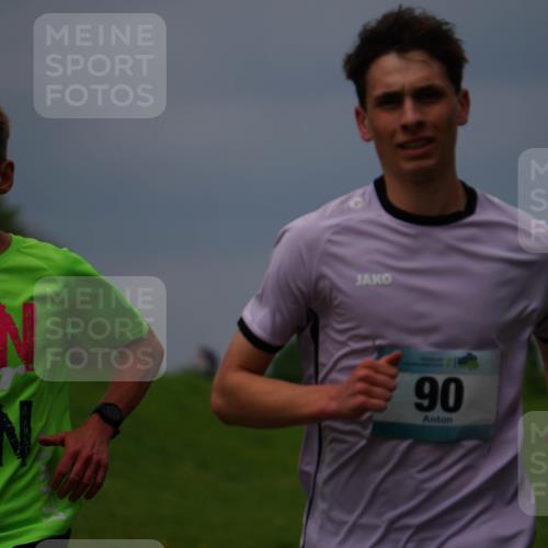 05.05.2024 - 7. Wedeler Halbmarathon Fuchs,  Jonas http://msf.ph/oto/6232499 05.05.2024 11:11:55 Laufen 90 meine-sportfotos.de