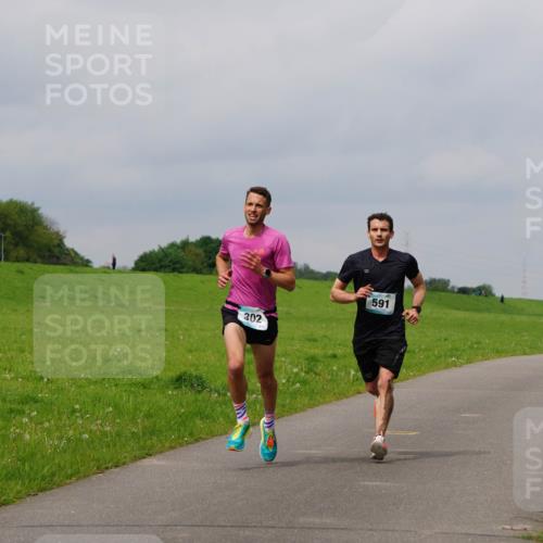 05.05.2024 - 7. Wedeler Halbmarathon Fuchs,  Jonas http://msf.ph/oto/6232512 05.05.2024 11:12:03 Laufen 302, 591 meine-sportfotos.de