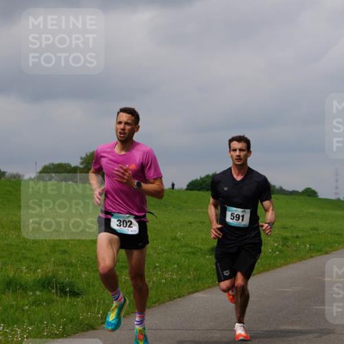 05.05.2024 - 7. Wedeler Halbmarathon Fuchs,  Jonas http://msf.ph/oto/6232517 05.05.2024 11:12:04 Laufen 302, 11, 591 meine-sportfotos.de