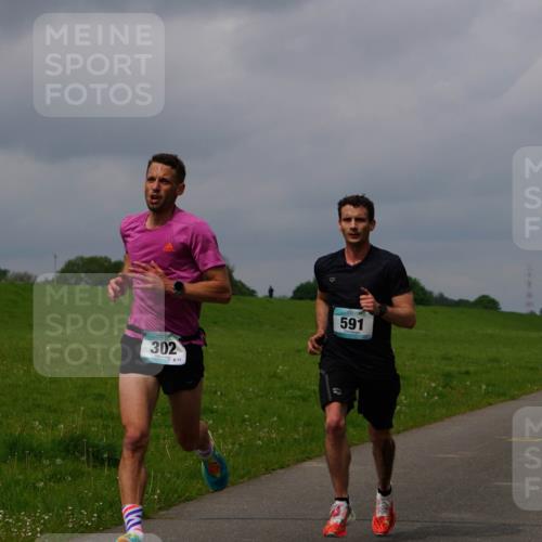 05.05.2024 - 7. Wedeler Halbmarathon Fuchs,  Jonas http://msf.ph/oto/6232518 05.05.2024 11:12:04 Laufen 302, 11, 591 meine-sportfotos.de