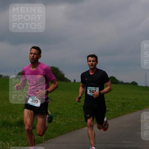 05.05.2024 - 7. Wedeler Halbmarathon Fuchs,  Jonas http://msf.ph/oto/6232519 05.05.2024 11:12:04 Laufen 302, 59 meine-sportfotos.de