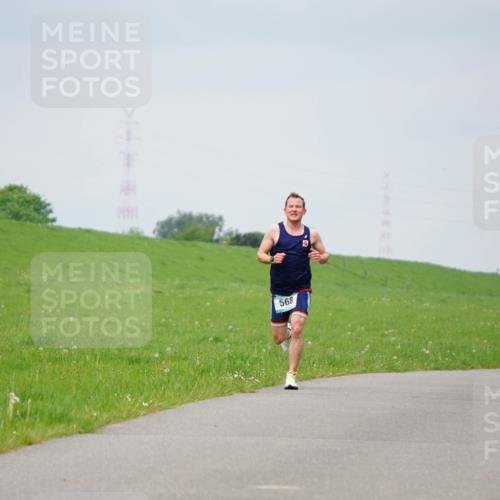 05.05.2024 - 7. Wedeler Halbmarathon Fuchs,  Jonas http://msf.ph/oto/6232544 05.05.2024 11:12:15 Laufen 568, 476 meine-sportfotos.de