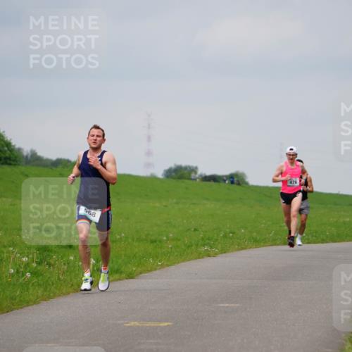 05.05.2024 - 7. Wedeler Halbmarathon Fuchs,  Jonas http://msf.ph/oto/6232558 05.05.2024 11:12:19 Laufen 568, 476 meine-sportfotos.de