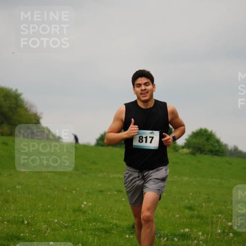 05.05.2024 - 7. Wedeler Halbmarathon Fuchs,  Jonas http://msf.ph/oto/6232598 05.05.2024 11:12:29 Laufen 817 meine-sportfotos.de