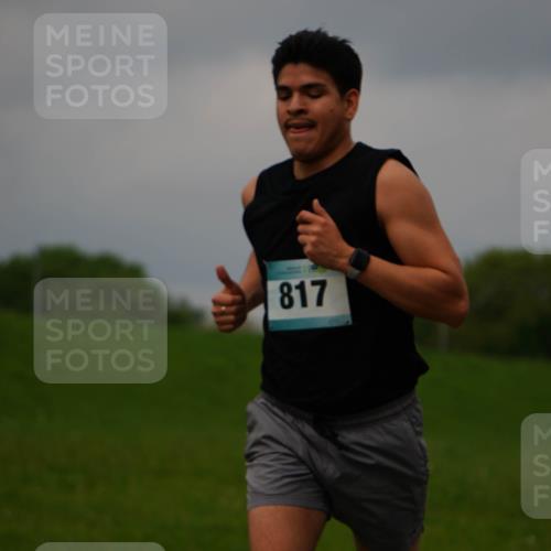 05.05.2024 - 7. Wedeler Halbmarathon Fuchs,  Jonas http://msf.ph/oto/6232613 05.05.2024 11:12:31 Laufen 817 meine-sportfotos.de