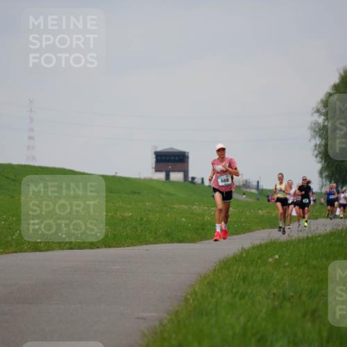 05.05.2024 - 7. Wedeler Halbmarathon Fuchs,  Jonas http://msf.ph/oto/6232621 05.05.2024 11:12:37 Laufen 668 meine-sportfotos.de