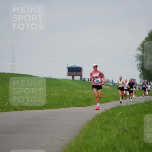 05.05.2024 - 7. Wedeler Halbmarathon Fuchs,  Jonas http://msf.ph/oto/6232628 05.05.2024 11:12:38 Laufen 668 meine-sportfotos.de