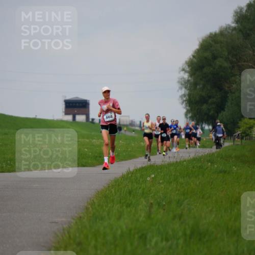 05.05.2024 - 7. Wedeler Halbmarathon Fuchs,  Jonas http://msf.ph/oto/6232630 05.05.2024 11:12:39 Laufen 668 meine-sportfotos.de
