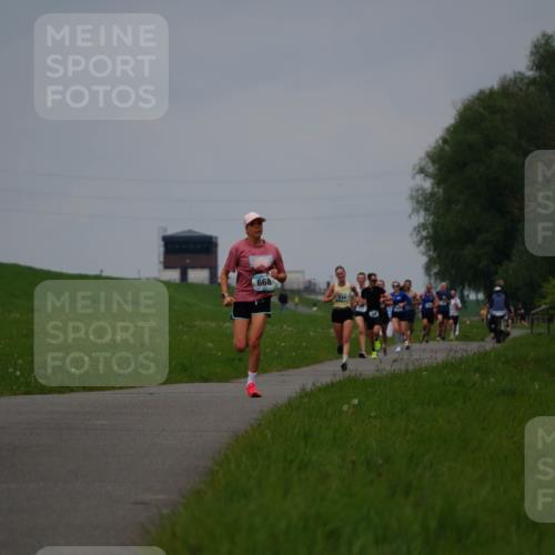 05.05.2024 - 7. Wedeler Halbmarathon Fuchs,  Jonas http://msf.ph/oto/6232634 05.05.2024 11:12:40 Laufen 668 meine-sportfotos.de