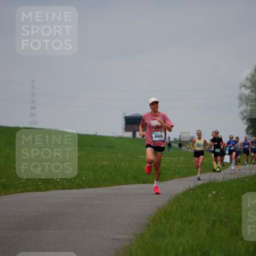 05.05.2024 - 7. Wedeler Halbmarathon Fuchs,  Jonas http://msf.ph/oto/6232638 05.05.2024 11:12:41 Laufen 668, 534 meine-sportfotos.de