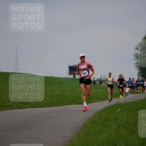 05.05.2024 - 7. Wedeler Halbmarathon Fuchs,  Jonas http://msf.ph/oto/6232640 05.05.2024 11:12:41 Laufen 668, 534 meine-sportfotos.de