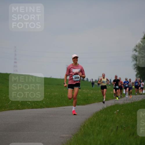 05.05.2024 - 7. Wedeler Halbmarathon Fuchs,  Jonas http://msf.ph/oto/6232649 05.05.2024 11:12:43 Laufen 668, 534 meine-sportfotos.de