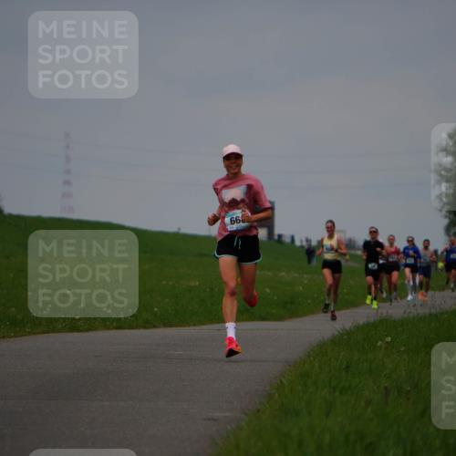 05.05.2024 - 7. Wedeler Halbmarathon Fuchs,  Jonas http://msf.ph/oto/6232657 05.05.2024 11:12:44 Laufen 99 meine-sportfotos.de