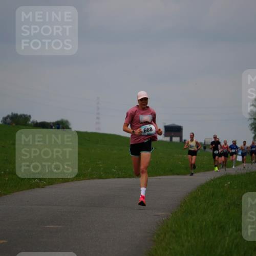 05.05.2024 - 7. Wedeler Halbmarathon Fuchs,  Jonas http://msf.ph/oto/6232666 05.05.2024 11:12:46 Laufen 668 meine-sportfotos.de