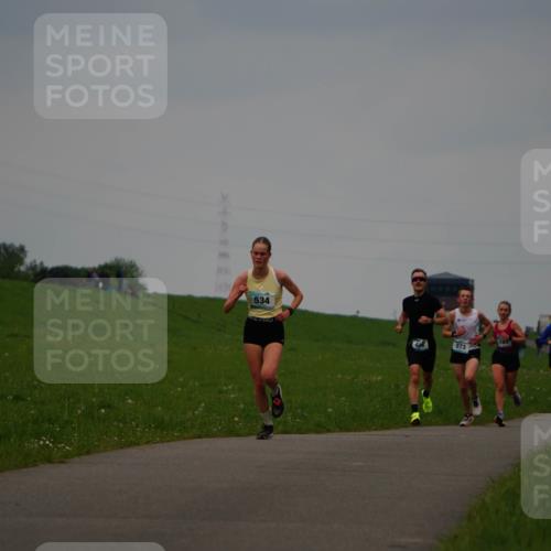 05.05.2024 - 7. Wedeler Halbmarathon Fuchs,  Jonas http://msf.ph/oto/6232702 05.05.2024 11:12:55 Laufen 534 meine-sportfotos.de