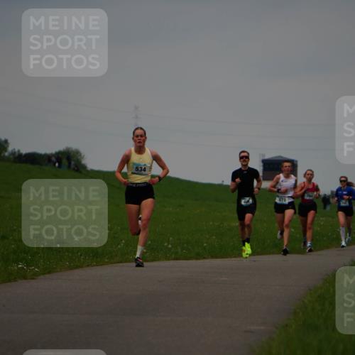 05.05.2024 - 7. Wedeler Halbmarathon Fuchs,  Jonas http://msf.ph/oto/6232710 05.05.2024 11:12:55 Laufen 10, 534 meine-sportfotos.de