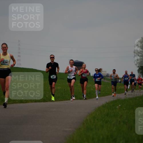 05.05.2024 - 7. Wedeler Halbmarathon Fuchs,  Jonas http://msf.ph/oto/6232717 05.05.2024 11:12:57 Laufen 534, 405, 573, 74 meine-sportfotos.de