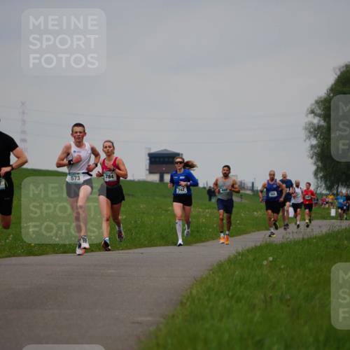 05.05.2024 - 7. Wedeler Halbmarathon Fuchs,  Jonas http://msf.ph/oto/6232745 05.05.2024 11:13:02 Laufen 573 meine-sportfotos.de