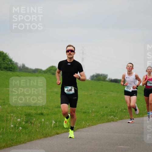 05.05.2024 - 7. Wedeler Halbmarathon Fuchs,  Jonas http://msf.ph/oto/6232761 05.05.2024 11:13:06 Laufen 409, 573, 784, 742 meine-sportfotos.de