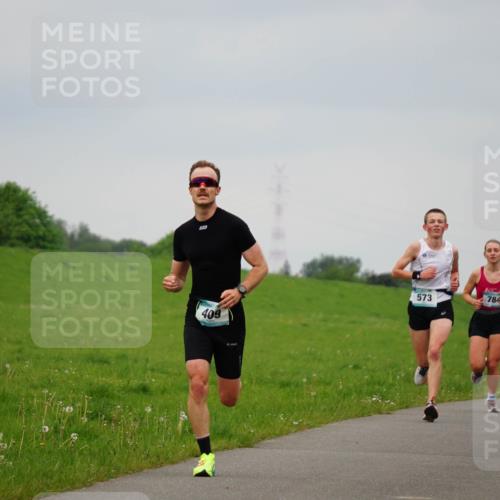 05.05.2024 - 7. Wedeler Halbmarathon Fuchs,  Jonas http://msf.ph/oto/6232763 05.05.2024 11:13:06 Laufen 409, 573, 784, 142 meine-sportfotos.de