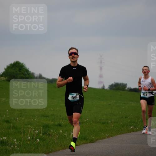 05.05.2024 - 7. Wedeler Halbmarathon Fuchs,  Jonas http://msf.ph/oto/6232765 05.05.2024 11:13:06 Laufen 40, 573, 784 meine-sportfotos.de