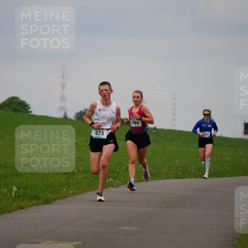 05.05.2024 - 7. Wedeler Halbmarathon Fuchs,  Jonas http://msf.ph/oto/6232770 05.05.2024 11:13:08 Laufen 573, 784 meine-sportfotos.de